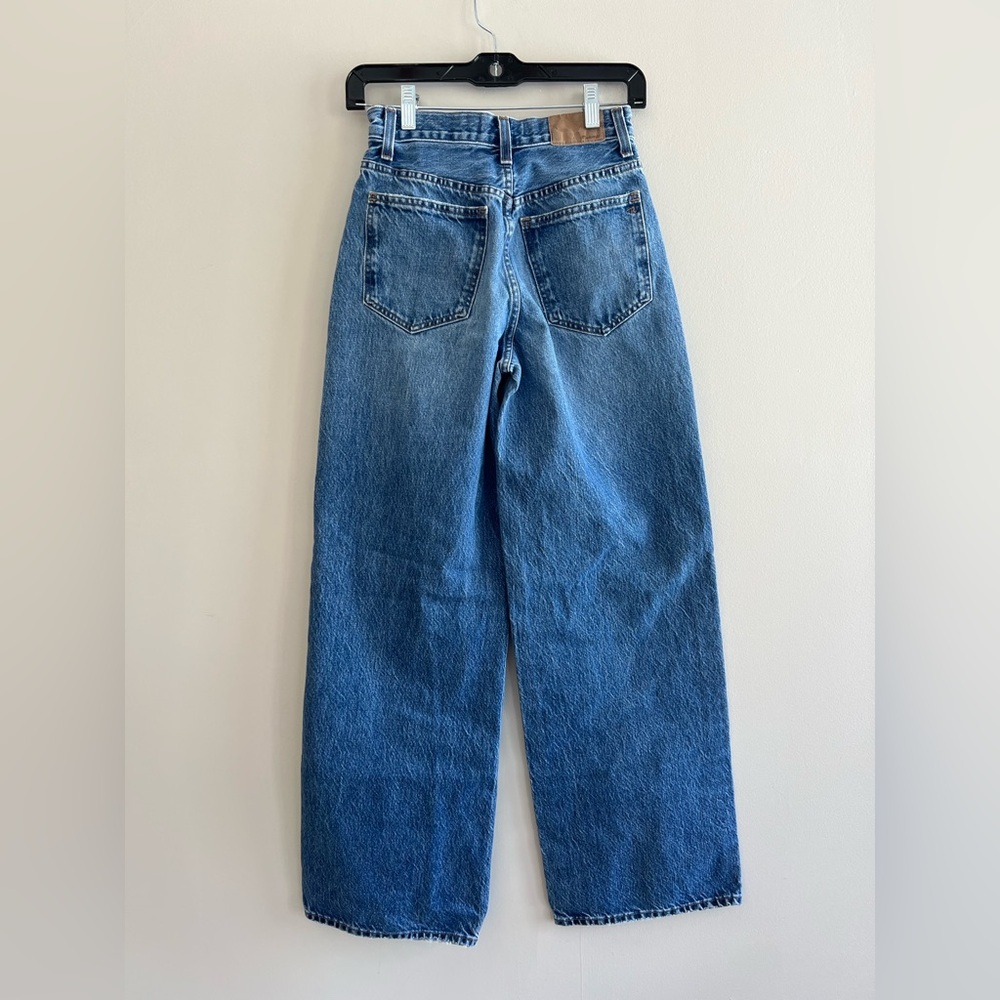 Madewell Superwide-Leg Jeans in Halleran Dark Medium Blue Wash, size 23 - Picture 3 of 14